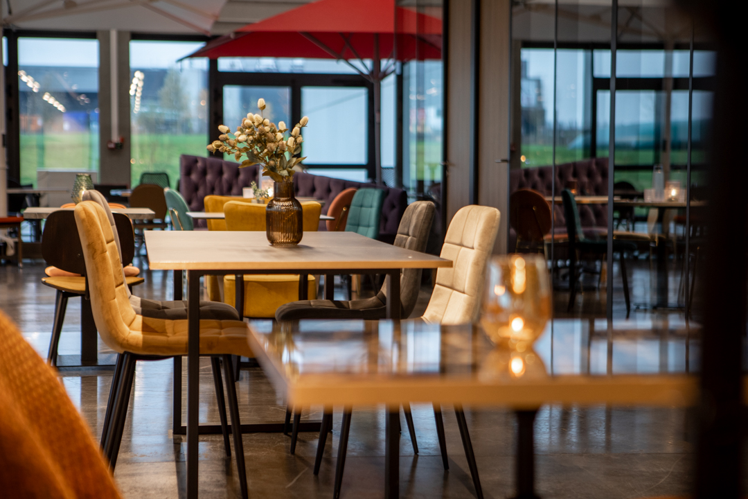 Tendance couleurs 2025 - Mobilier professionnel pour la restauration